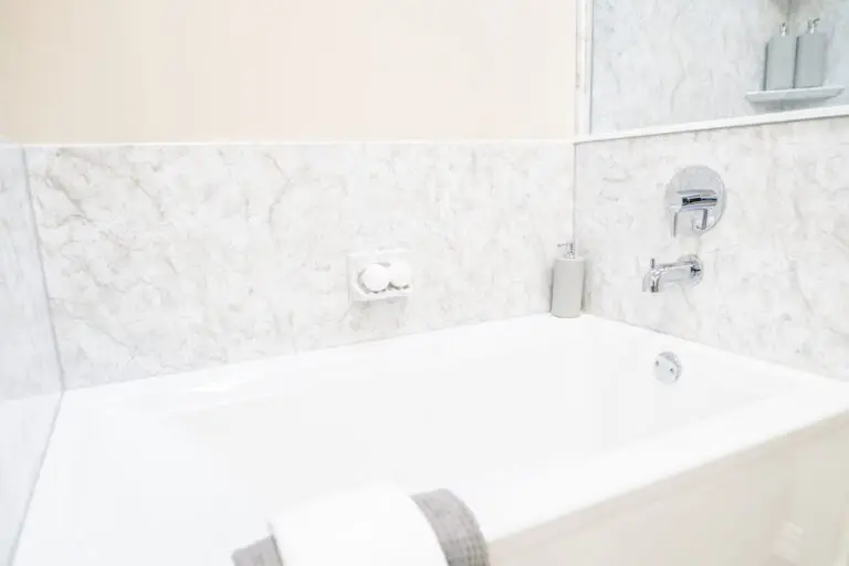 The Cost to Replace Your Bathtub in Dallas, TX
