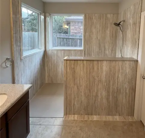 Roll-In Showers in Texas